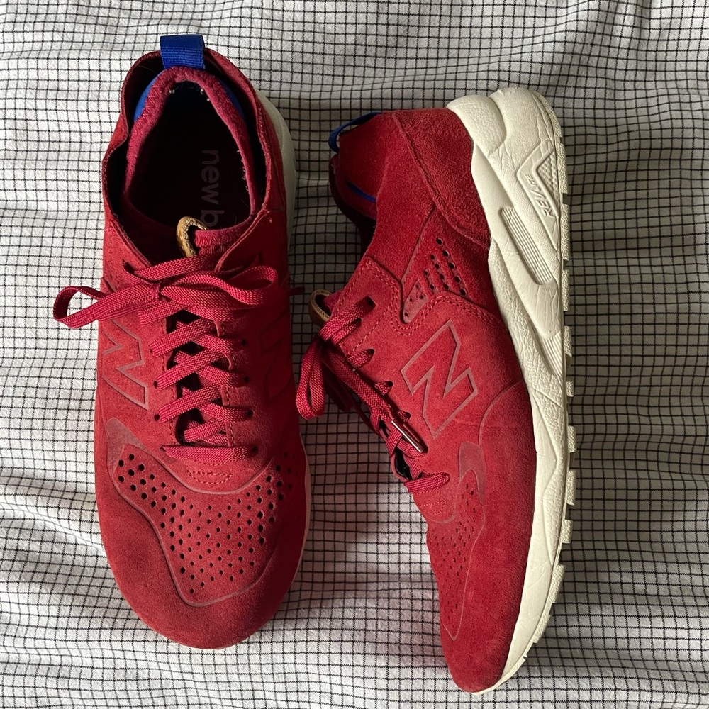 New Balance Deconstructed 580 Red Suede